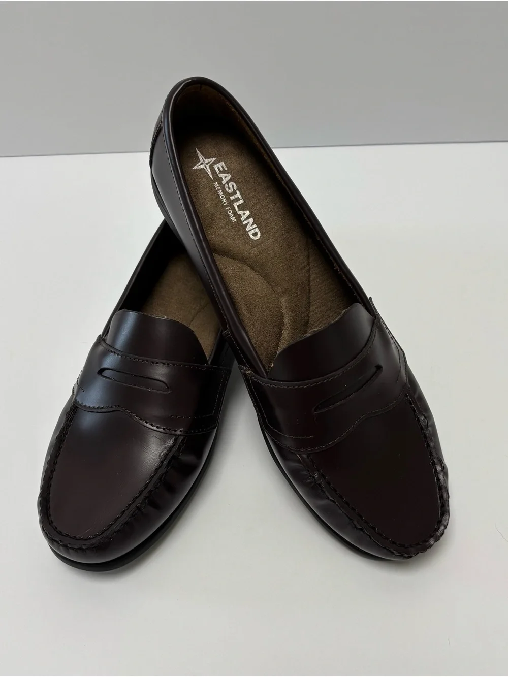 Eastland Classic II Penny Loafers Brown Leather Memory Foam Shoes Women’s 9M